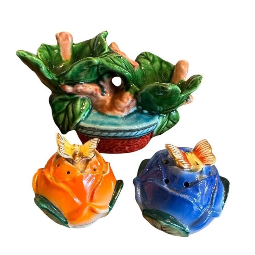 Vintage Salt And Pepper Shaker Flower Buds with Butterflies Stem Pockets RARE